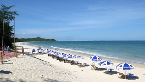 Bãi biển Minh Châu