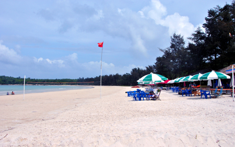 Bãi biển Minh Châu