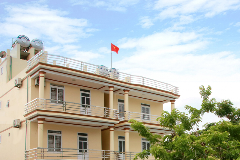 giá khách sạn quan lạn